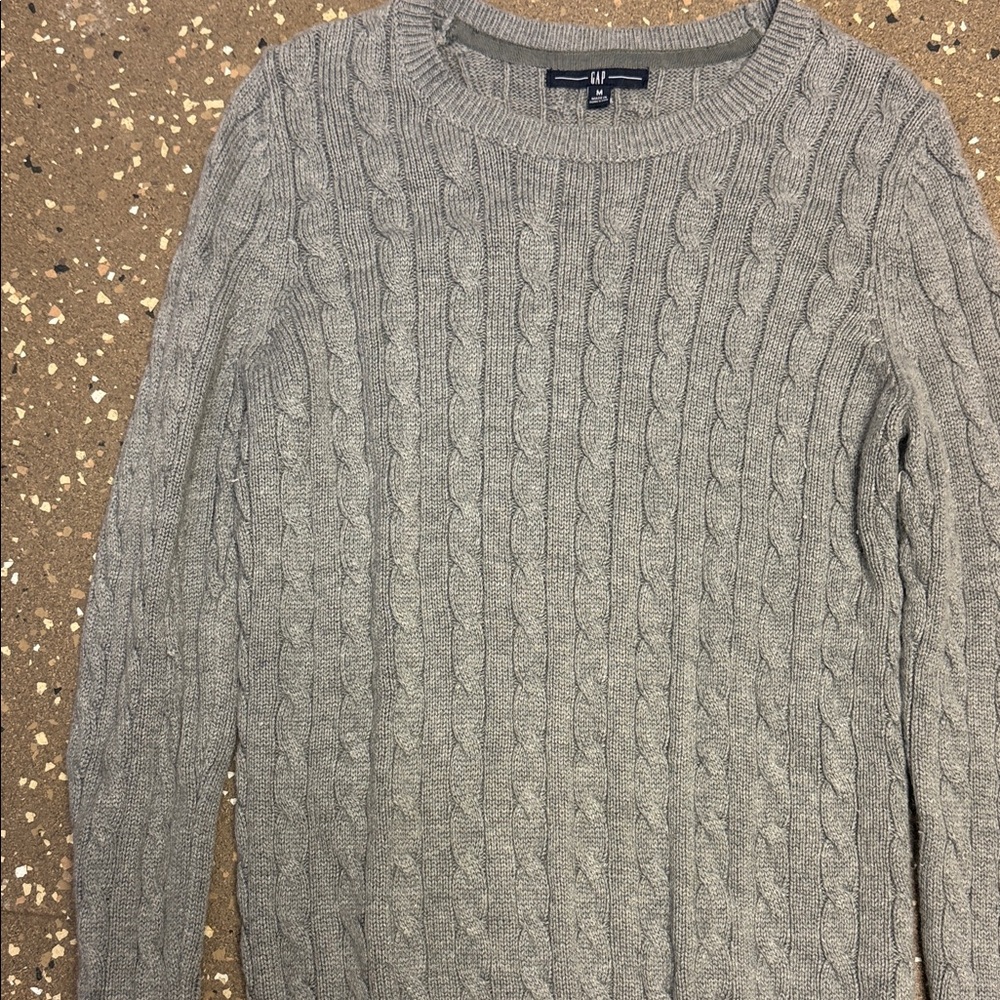 GAP Women's Classic Gray Cable Knit Sweater